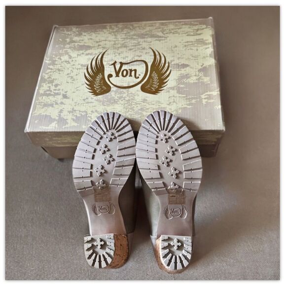 Von Dutch Cruiser Open Toe Mule - Picture 12 of 16